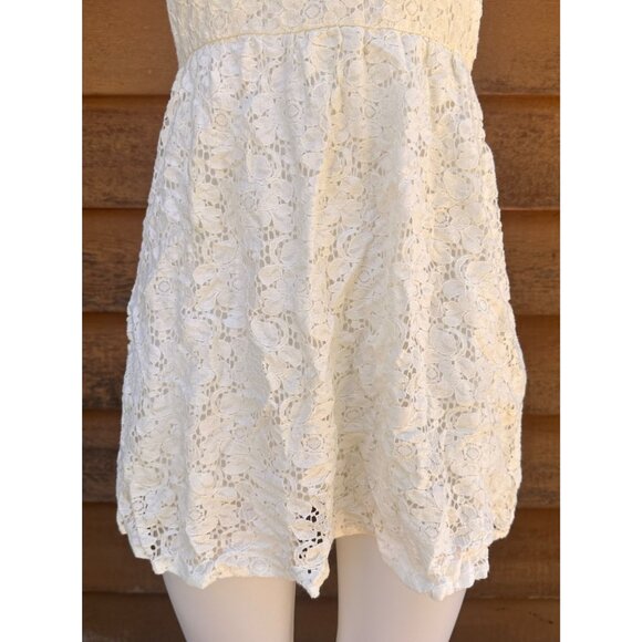Forever 21 Womens Ivory Lace Short Sleeve Mini Dress Size M - Picture 6 of 8